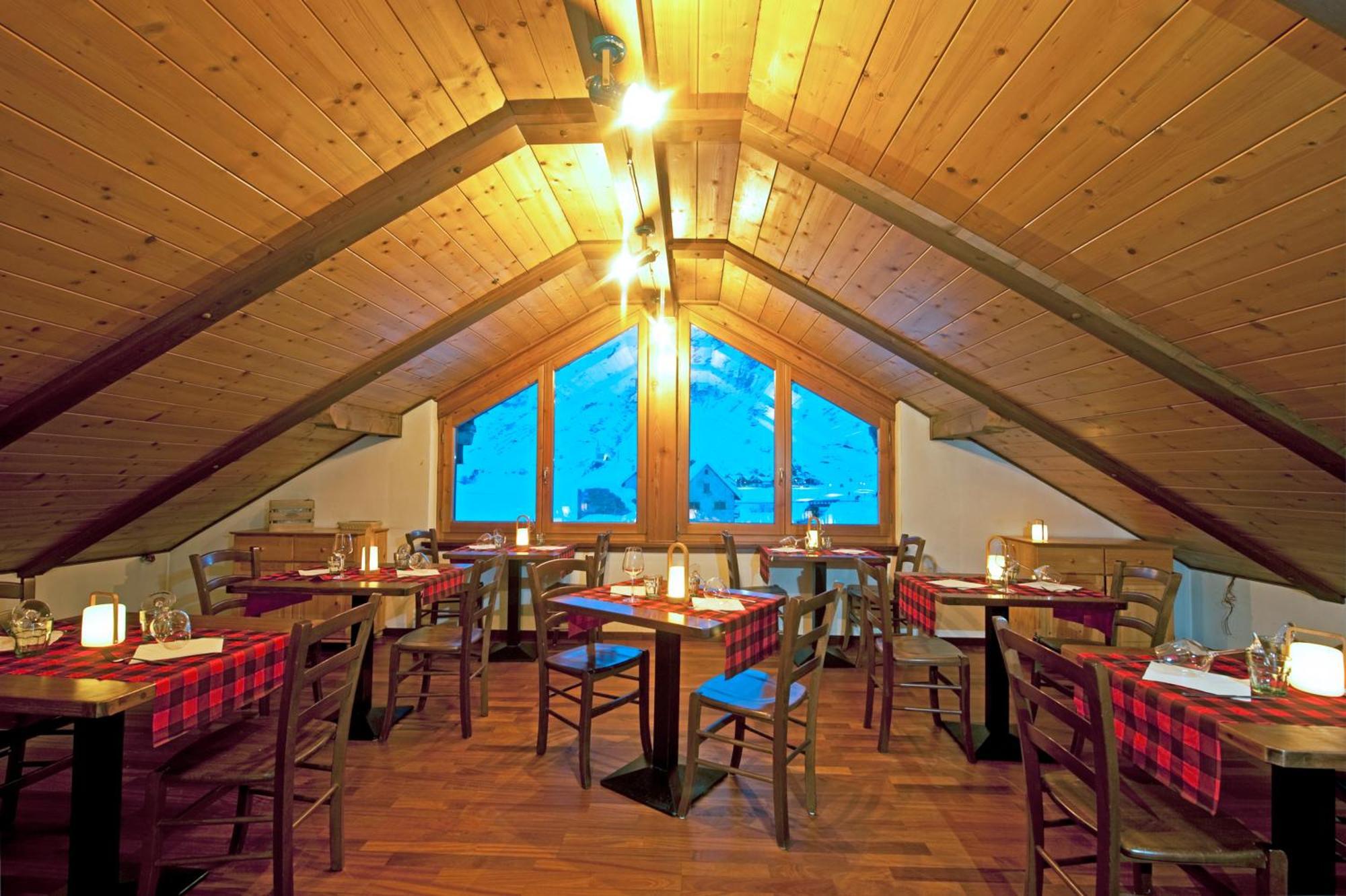 Aalts Dorf Hotel Riale  Exterior photo